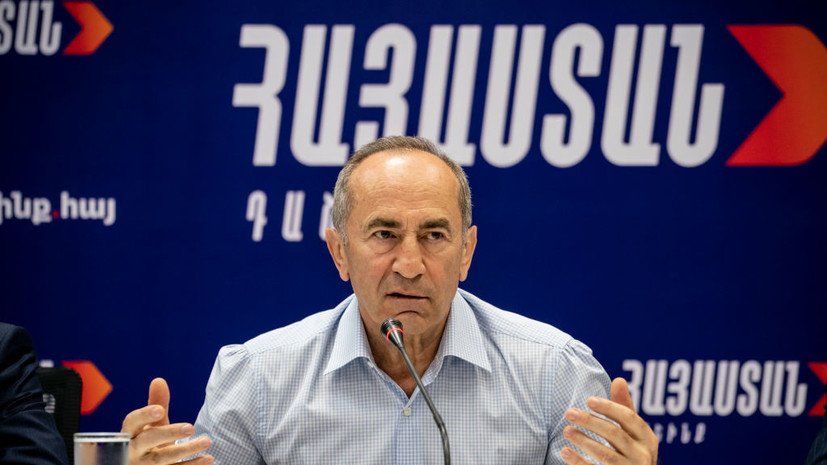 Экс-президент Армении Кочарян выразил соболезнования в связи со смертью Кеосаяна