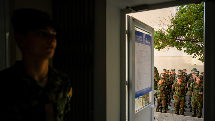 Крестинков: знакомым поступают звонки из Молдавии, чтобы они не шли на выборы