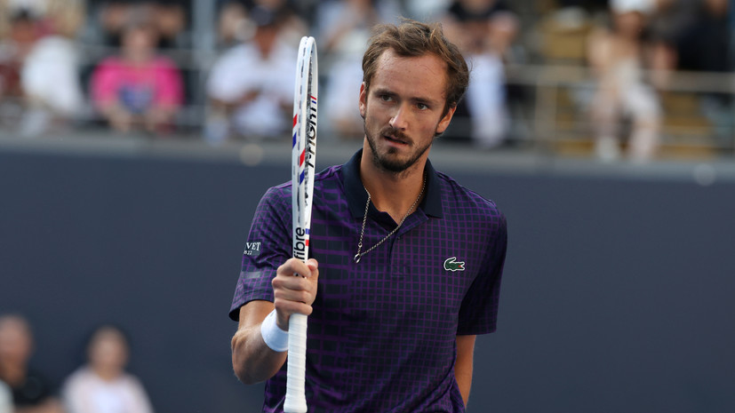 Медведев пробился в полуфинал турнира ATP в Пекине