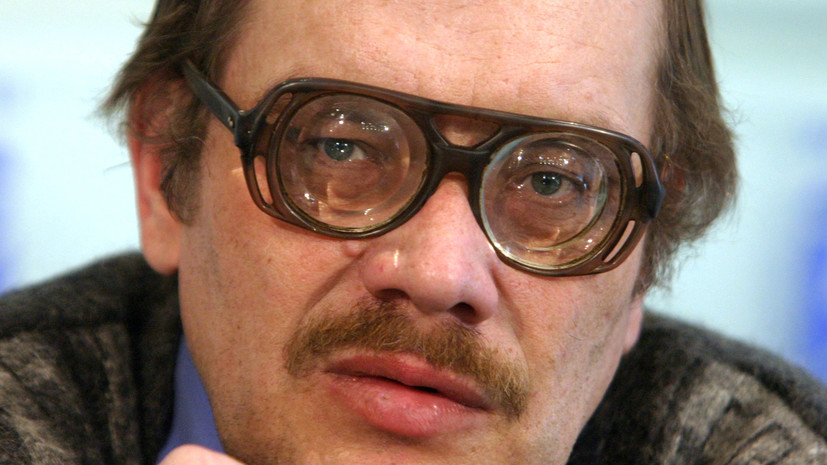 Умер писатель Александр Бушков