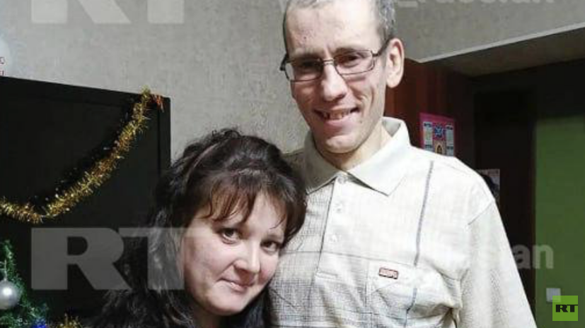 RT поговорил с получавшей угрозы убийством от мужа жительницей Новосибирска