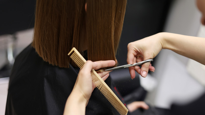 Стилист Рокицкий назвал гибрид боба и пикси самой популярной стрижкой осени