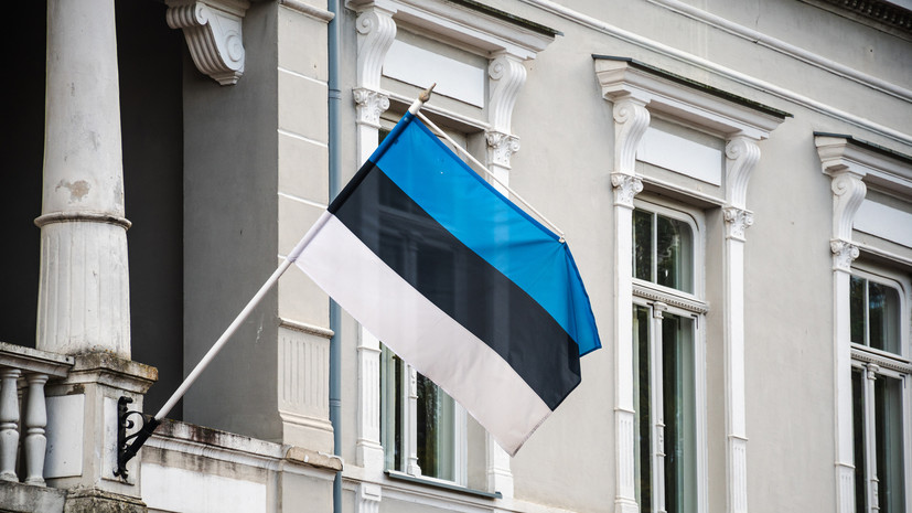 ERR: Эстония начнёт продавать брошенные на границе с Россией автомобили