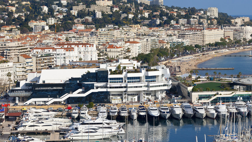 Победившему в Каннах фильму «Простая случайность» отказали в прокате в России