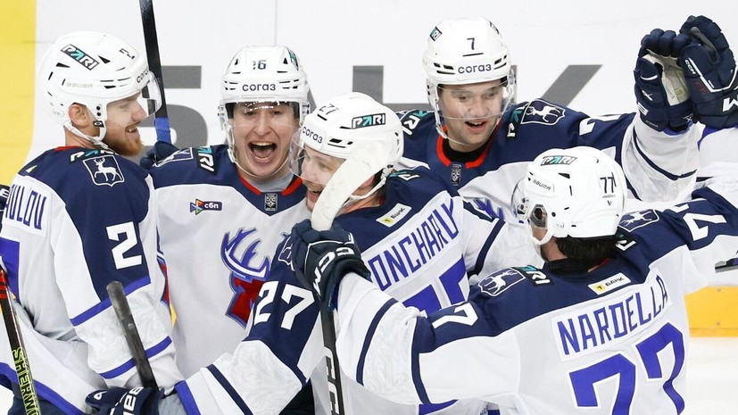 «Торпедо» отыгралось с 0:2 и победило СКА в овертайме матча КХЛ