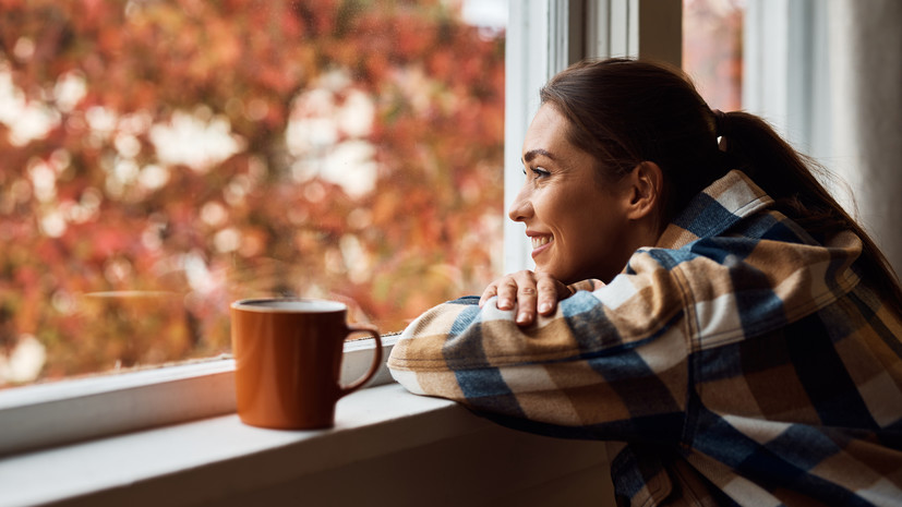 Россиянам назвали напитки, от которых лучше отказаться в осенний период