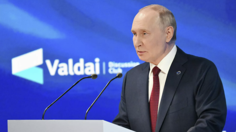 Путин ответил на сравнение его с императором Александром I