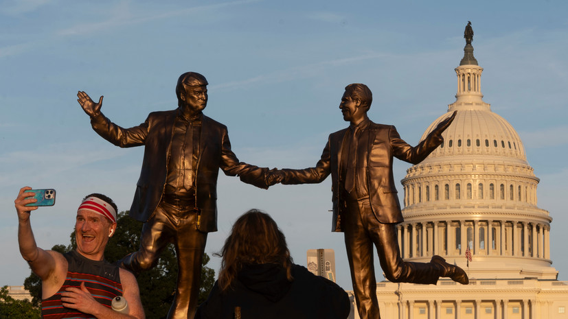 WP: статую Трампа и Эпштейна вновь установили перед Капитолием