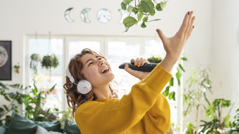 Психолог Куликова-Цай: пение очень полезно для организма