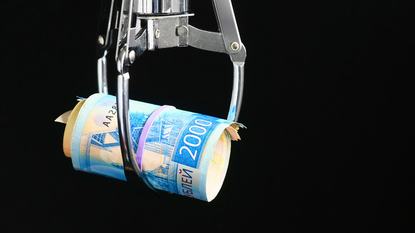 Житель Пятигорска лишился 1 млн рублей в попытке спасти сбережения