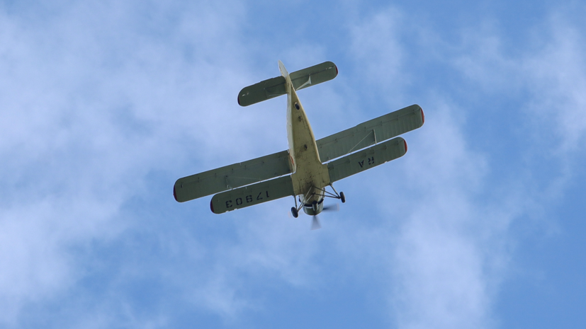 Самолёт Ан-2 совершил жёсткую посадку в Красноярском крае