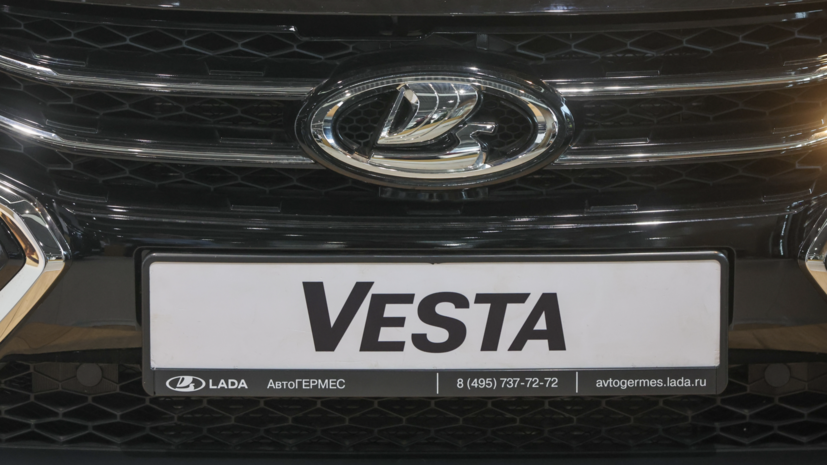 Владельцы попавшей в ДТП Lada Vesta готовы дать доступ к машине АвтоВАЗу