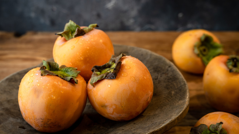 Диетолог Пристанский: хурма содержит много витаминов В