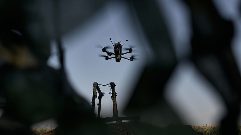 Опасность атаки БПЛА объявлена в Ленинградской области