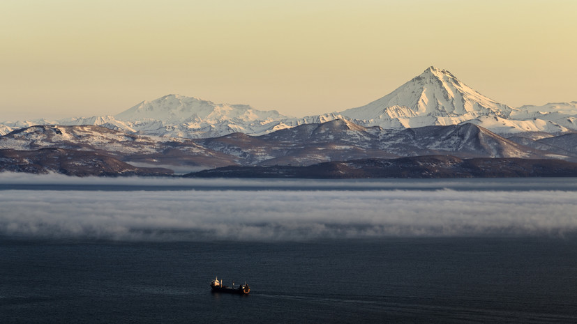 На Камчатке зафиксирован пепловый выброс из вулкана Кроноцкого