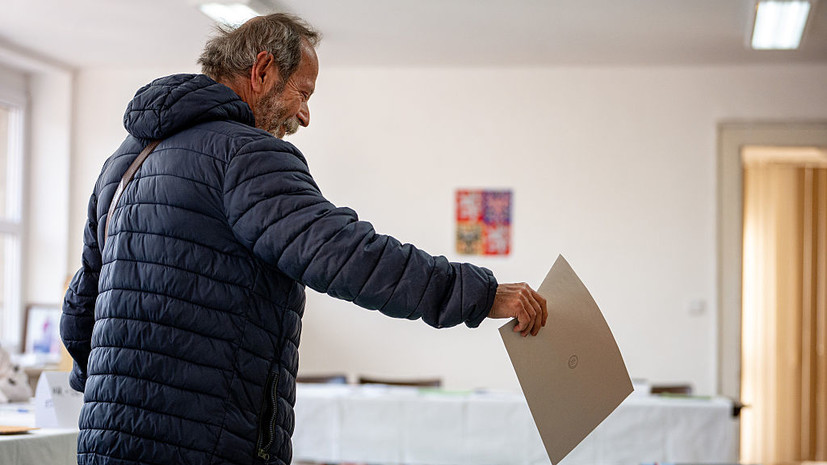 ЧТВ: в Чехии завершились выборы в парламент, явка составила около 55%