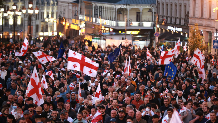 Политолог — о протестах в Грузии: власти справятся с этой ситуацией