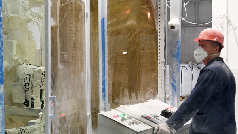 В промышленности Крыма работают 50 тысяч человек