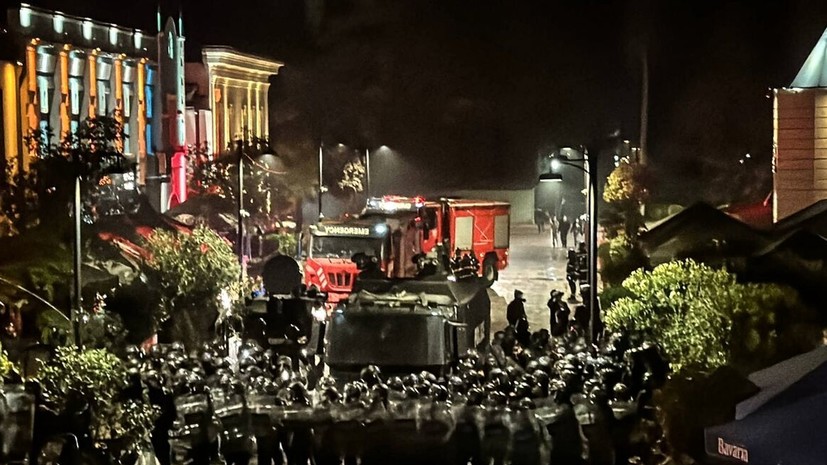 Sputnik: протест оппозиции в Тбилиси затух