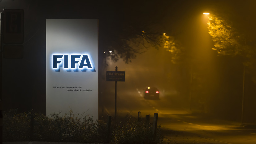 Жуков назвал двойными стандартами отказ ФИФА отстранять Израиль от турниров