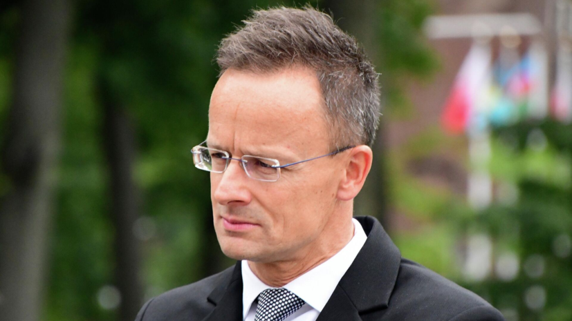 Сийярто: деньги европейцев будут сожжены в затяжной войне