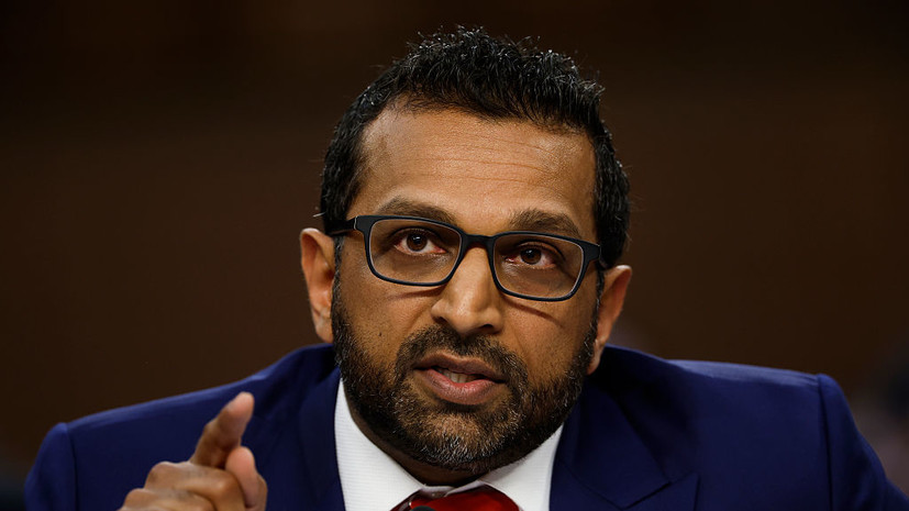 Директор ФБР сообщил, что отправится в Чикаго на фоне беспорядков в городе