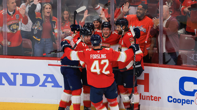 «Флорида» обыграла «Чикаго» на старте нового сезона НХЛ, Бобровский отразил 18 бросков