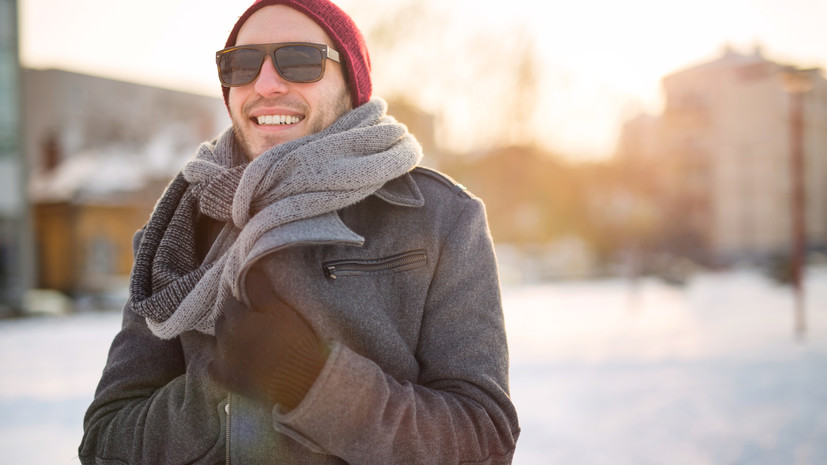 Врач Калюжин назвал вредным ношение одежды нараспашку в мороз