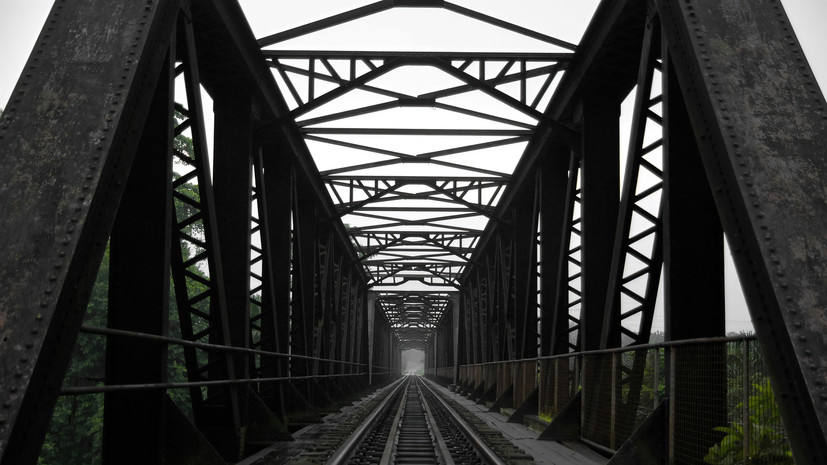 Завербованный СБУ севастополец планировал подорвать ж/д мост через реку Бельбек