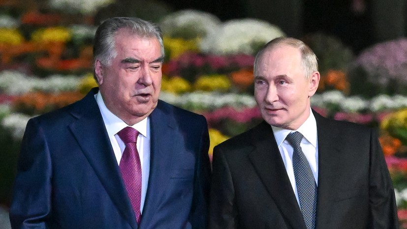 Путин и Рахмон провели неформальный обед в ботаническом саду