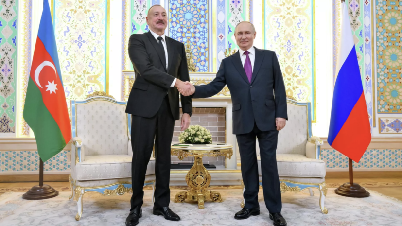 Алиев поблагодарил Путина за подробную информацию о причинах крушения AZAL