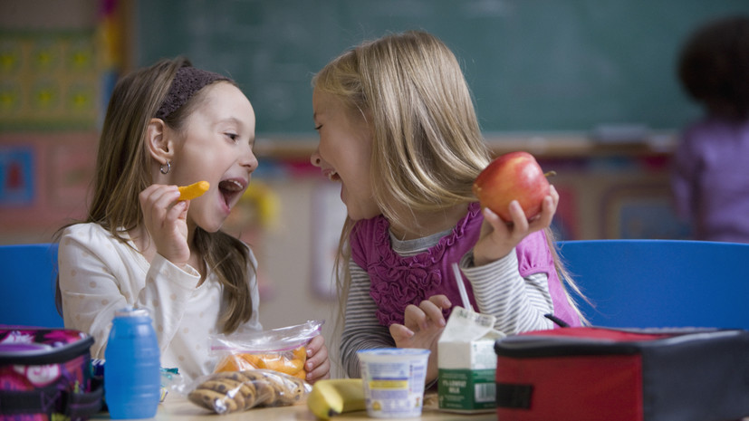 С началом учебного года спрос на полезные перекусы на маркетплейсах вырос на 56%