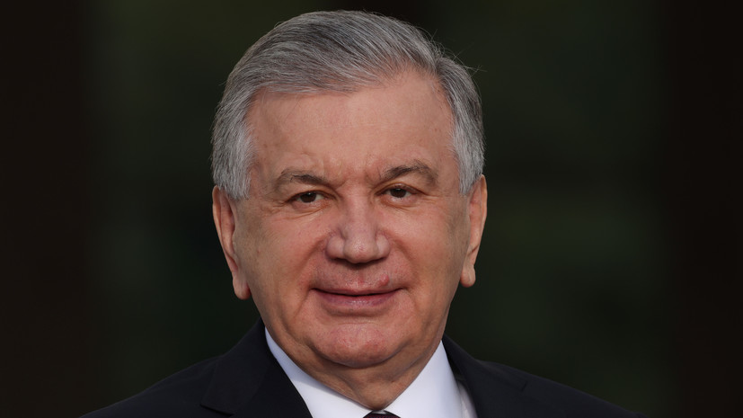 Мирзиёев предложил разработать программу энергопартнёрства Азии и России