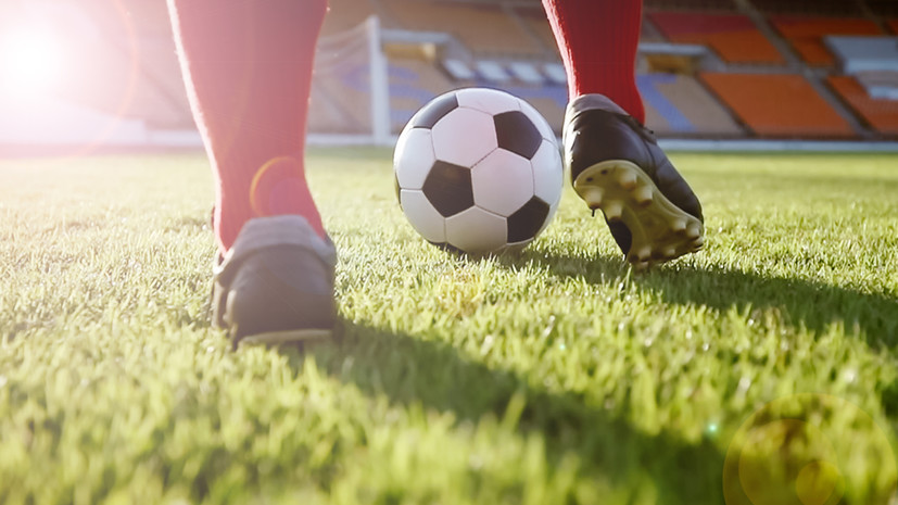 Конюхов — о зарплатах футболистов: если они зарабатывают, значит, им платят