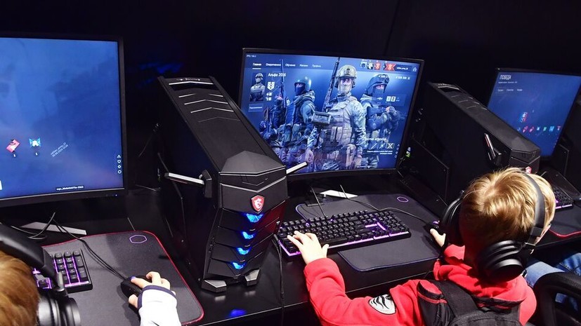 Психолог Мисютин: разработчики онлайн-игр манипулируют пользователями