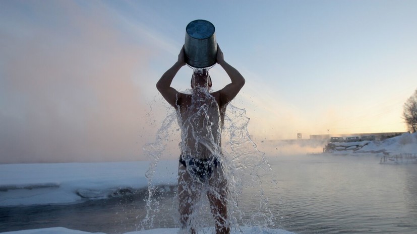 Врач Ревкова предостерегла от обливания ледяной водой после бани