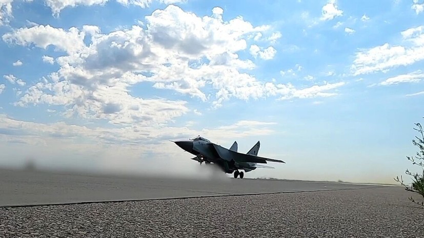 МиГ-31 разбился в Липецкой области, экипаж выжил