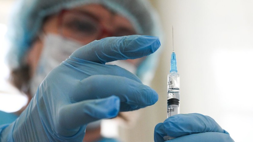 Гинцбург: для лечения российской вакциной от рака набрали 30 человек