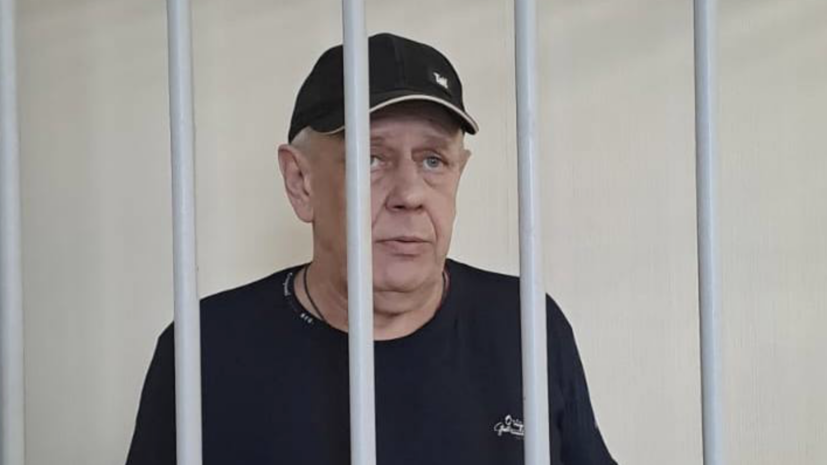 В Екатеринбурге за преступления прошлых лет осудили участника милицейской ОПГ