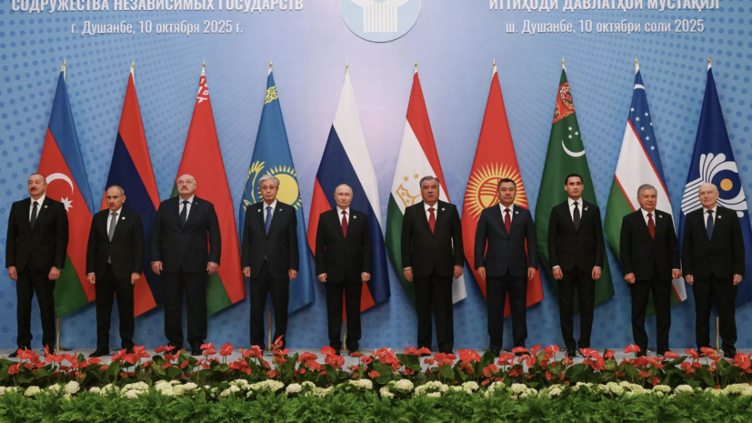 Президенты стран СНГ около часа проработали в закрытом формате