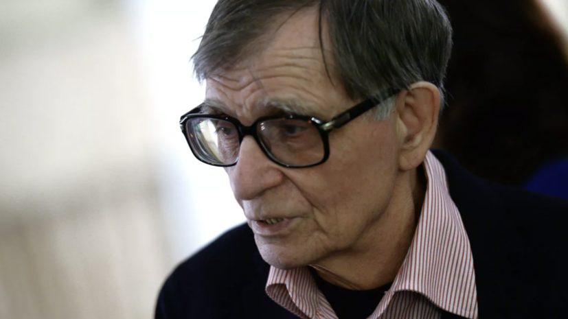 Тело театроведа Бартошевича кремируют