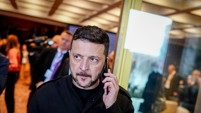 Зеленский проводит телефонный разговор с Трампом