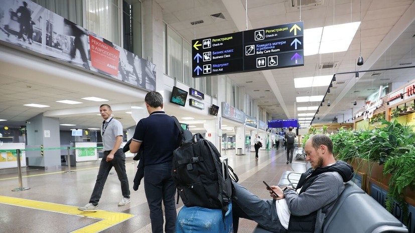 Аэропорт Краснодара временно не принимает и не отправляет рейсы
