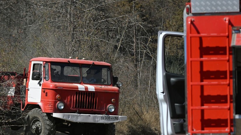 В Находкинском округе в Приморье горит полигон ТБО