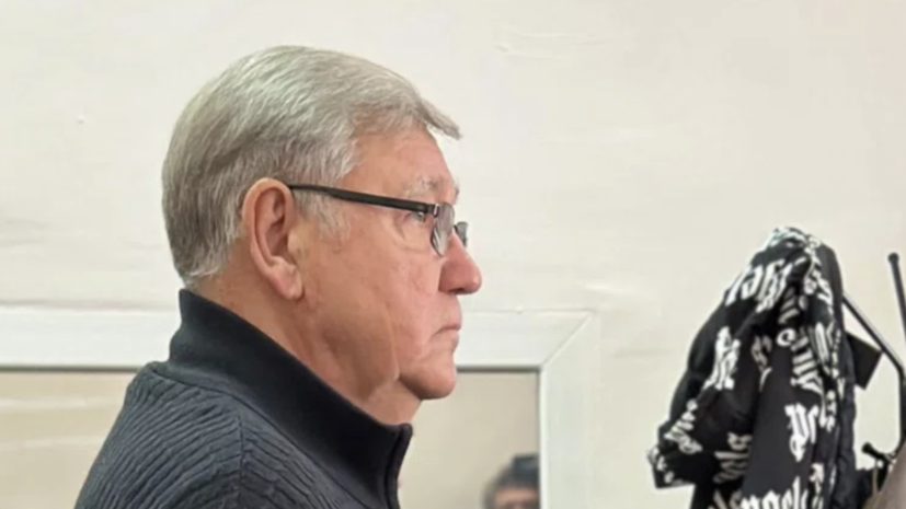 Врача из Нижнего Тагила не осудили за смерть пациентки во время операции на дому