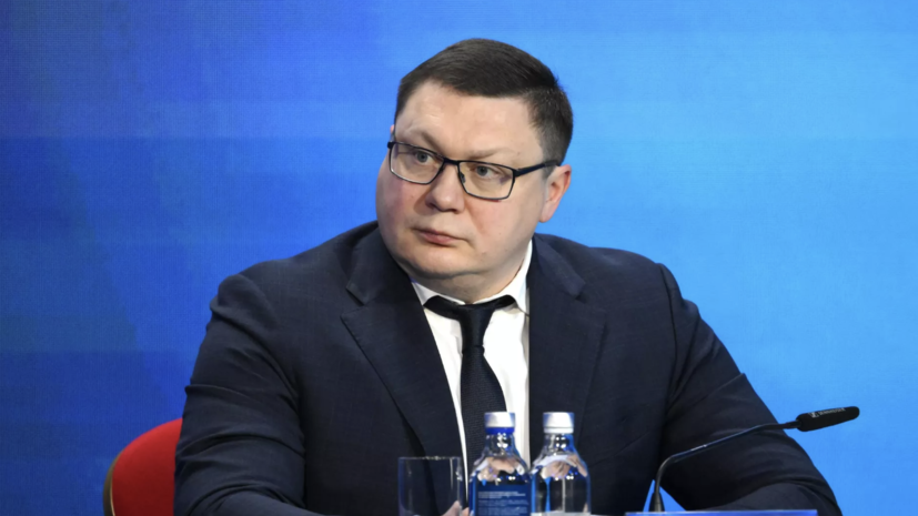 Митрофанов: нас всё устраивает, но я хотел бы, чтобы Карпин работал только в сборной России