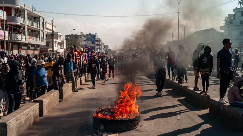 МИД России выразил обеспокоенность в связи с беспорядками на Мадагаскаре