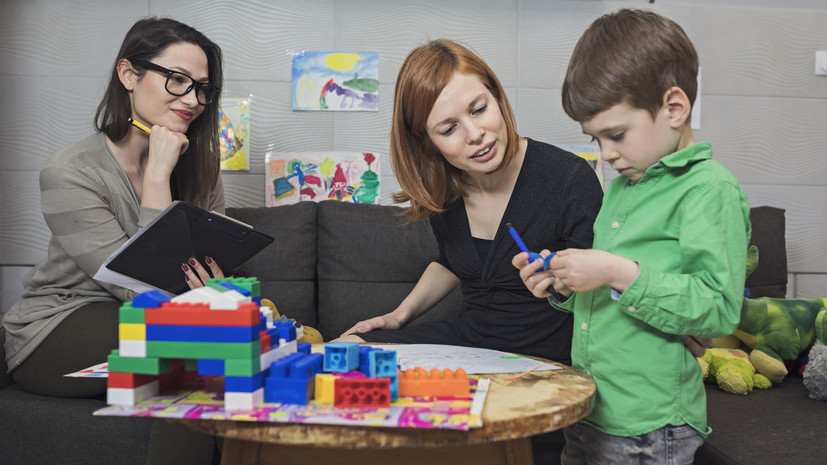 Психиатр Пичугина посоветовала обратиться к психологу при детской депрессии