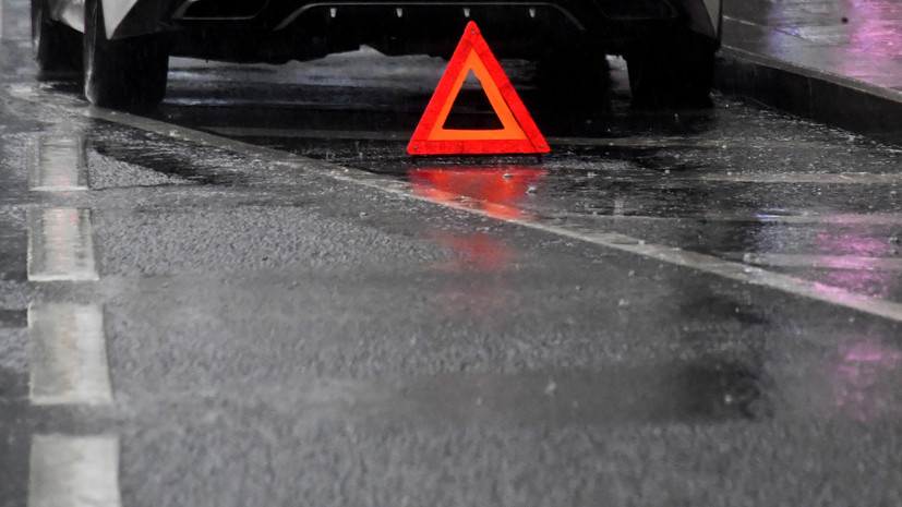 Водитель сбил двух подростков на пешеходном переходе в Москве