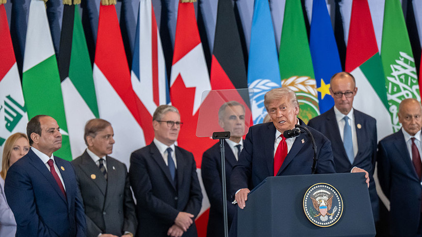 Макрон заявил, что Трамп очень дружелюбно отнёсся к Аббасу на саммите в Египте